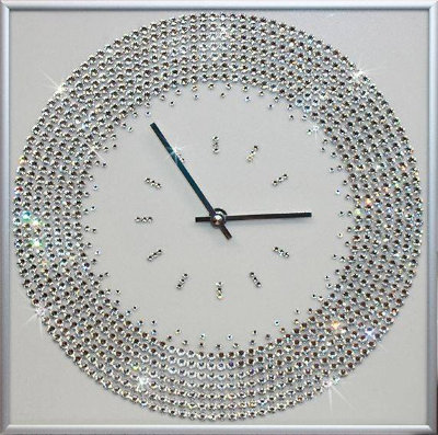 Настенные часы Swarovski "Ожерелье" CHS-002